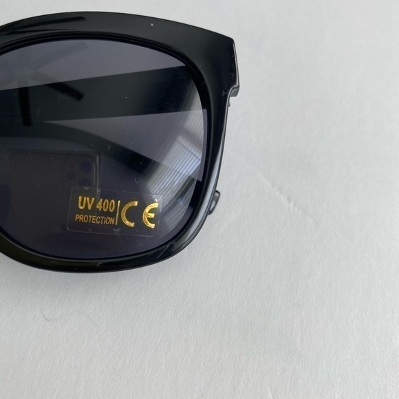 Sunglasses 🕶️ - Picture 6 of 10